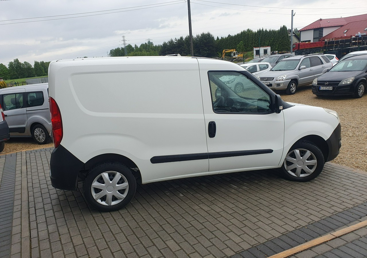 Fiat Doblo Opel Combo 1.4 Benzyna Polski Salon - Furgon: slika Fiat Doblo Opel Combo 1.4 Benzyna Polski Salon - Furgon Fiat Doblo Opel Combo 1.4 Benzyna Polski Salon - Furgon: slika Fiat Doblo Opel Combo 1.4 Benzyna Polski Salon - Furgon