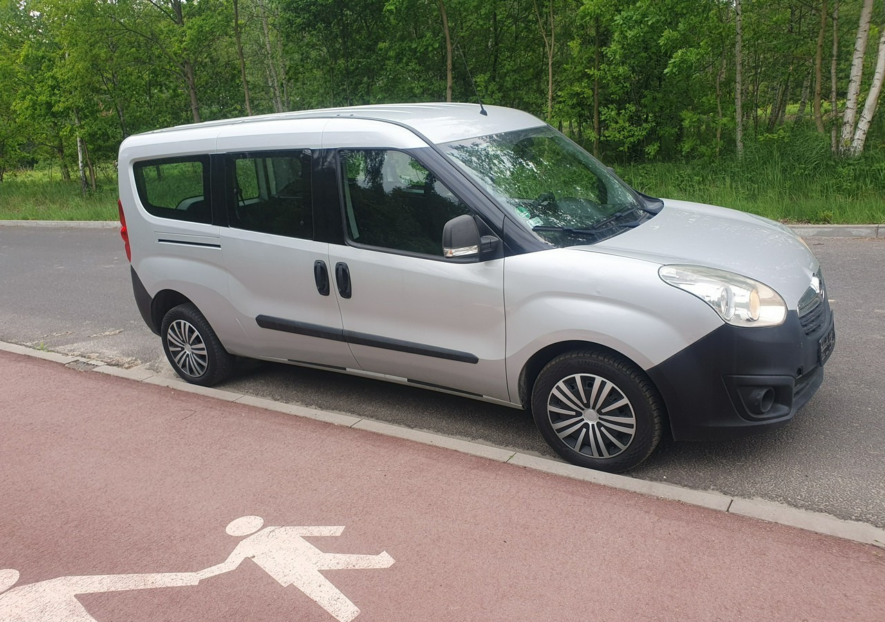 Fiat Doblo long*combo *doblo* krajówka *fv vat 23%* - Automobil: slika Fiat Doblo long*combo *doblo* krajówka *fv vat 23%* - Automobil Fiat Doblo long*combo *doblo* krajówka *fv vat 23%* - Automobil: slika Fiat Doblo long*combo *doblo* krajówka *fv vat 23%* - Automobil