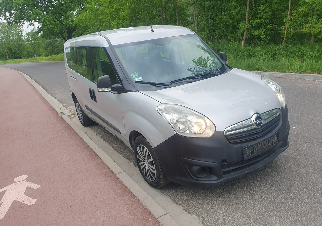 Fiat Doblo long*combo *doblo* krajówka *fv vat 23%* - Automobil: slika Fiat Doblo long*combo *doblo* krajówka *fv vat 23%* - Automobil Fiat Doblo long*combo *doblo* krajówka *fv vat 23%* - Automobil: slika Fiat Doblo long*combo *doblo* krajówka *fv vat 23%* - Automobil