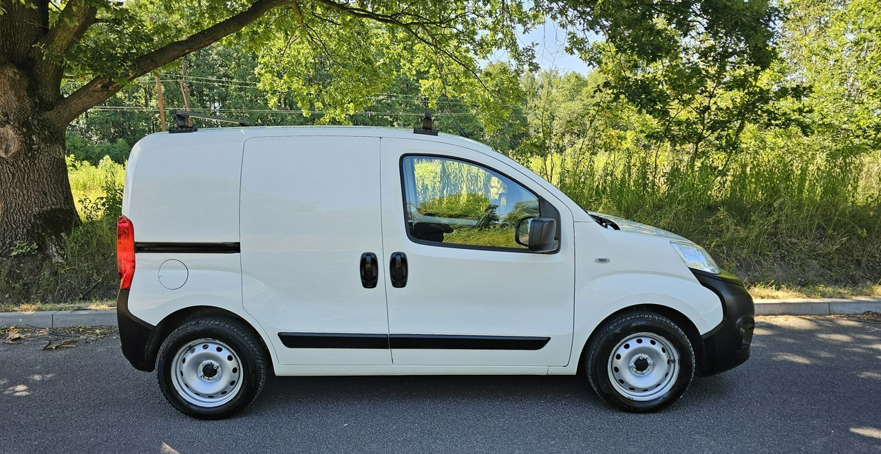 Fiat Fiorino boczne drzwi*klima*krajówka *LPG *2019/2020 - Furgon: slika Fiat Fiorino boczne drzwi*klima*krajówka *LPG *2019/2020 - Furgon Fiat Fiorino boczne drzwi*klima*krajówka *LPG *2019/2020 - Furgon: slika Fiat Fiorino boczne drzwi*klima*krajówka *LPG *2019/2020 - Furgon