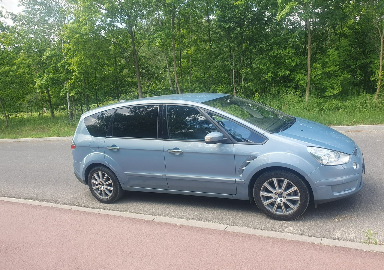 Ford S-MAX 2,5 turbo benzyna - Automobil: slika Ford S-MAX 2,5 turbo benzyna - Automobil Ford S-MAX 2,5 turbo benzyna - Automobil: slika Ford S-MAX 2,5 turbo benzyna - Automobil