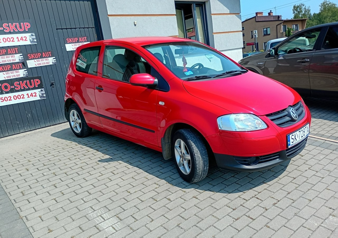 Volkswagen Fox krajowy *mały przebieg* - Hatchback: slika Volkswagen Fox krajowy *mały przebieg* - Hatchback Volkswagen Fox krajowy *mały przebieg* - Hatchback: slika Volkswagen Fox krajowy *mały przebieg* - Hatchback