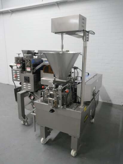 Anko gyoza dumpling machine AFD-888 - Oprema za prehrambenu industriju: slika Anko gyoza dumpling machine AFD-888 - Oprema za prehrambenu industriju Anko gyoza dumpling machine AFD-888 - Oprema za prehrambenu industriju: slika Anko gyoza dumpling machine AFD-888 - Oprema za prehrambenu industriju