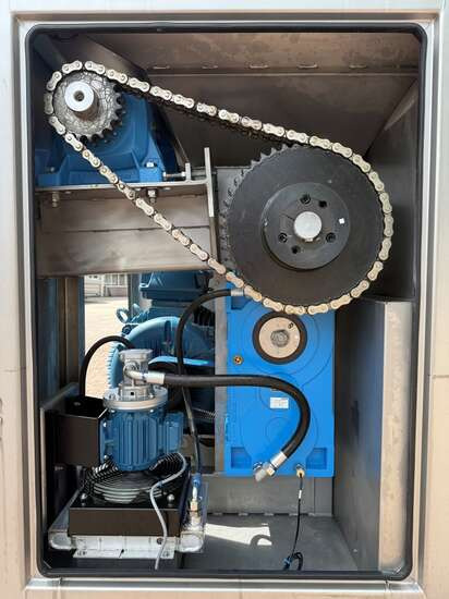 GEA frozen block grinder PowerGrind II 200 - Oprema za prehrambenu industriju: slika GEA frozen block grinder PowerGrind II 200 - Oprema za prehrambenu industriju GEA frozen block grinder PowerGrind II 200 - Oprema za prehrambenu industriju: slika GEA frozen block grinder PowerGrind II 200 - Oprema za prehrambenu industriju