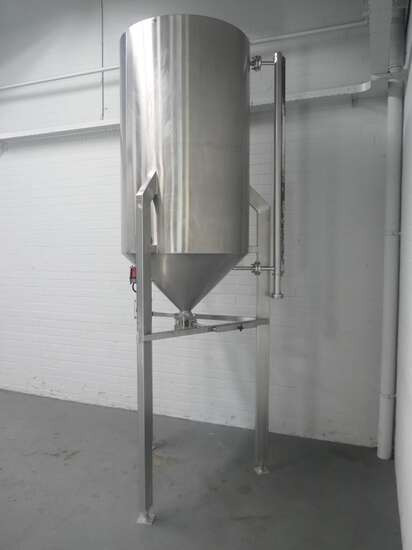 Koppens oiltank VTC1100 - Oprema za prehrambenu industriju: slika Koppens oiltank VTC1100 - Oprema za prehrambenu industriju Koppens oiltank VTC1100 - Oprema za prehrambenu industriju: slika Koppens oiltank VTC1100 - Oprema za prehrambenu industriju