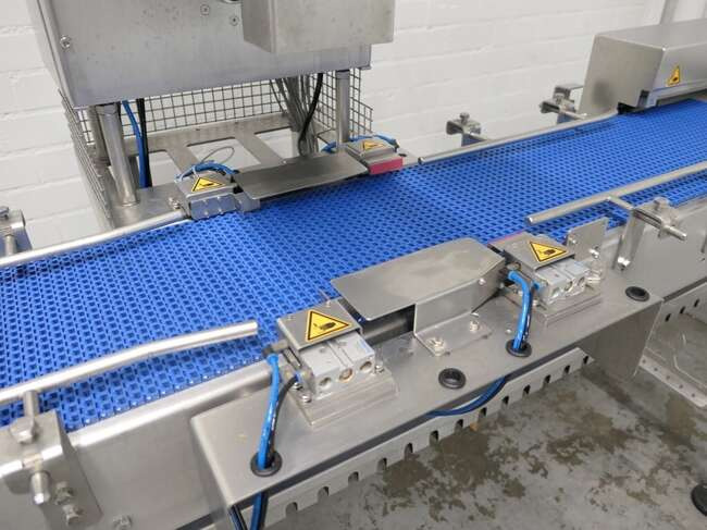 Zakup  Van Rijn lidding machine lid rollover Van Rijn lidding machine lid rollover: slika Zakup  Van Rijn lidding machine lid rollover Van Rijn lidding machine lid rollover