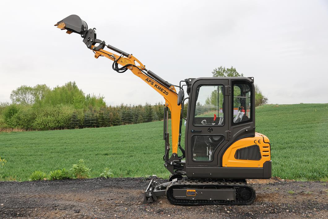 Novi Mini bager APS KME20: slika Novi Mini bager APS KME20