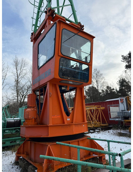 Liebherr 112EC-H8/120 1993yom x3 units - Toranjska dizalica: slika Liebherr 112EC-H8/120 1993yom x3 units - Toranjska dizalica Liebherr 112EC-H8/120 1993yom x3 units - Toranjska dizalica: slika Liebherr 112EC-H8/120 1993yom x3 units - Toranjska dizalica