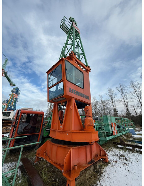 Liebherr 112EC-H8/120 1993yom x3 units - Toranjska dizalica: slika Liebherr 112EC-H8/120 1993yom x3 units - Toranjska dizalica Liebherr 112EC-H8/120 1993yom x3 units - Toranjska dizalica: slika Liebherr 112EC-H8/120 1993yom x3 units - Toranjska dizalica