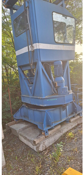 Liebherr 180EC-H 40m jib slewing part / good price - Toranjska dizalica: slika Liebherr 180EC-H 40m jib slewing part / good price - Toranjska dizalica Liebherr 180EC-H 40m jib slewing part / good price - Toranjska dizalica: slika Liebherr 180EC-H 40m jib slewing part / good price - Toranjska dizalica