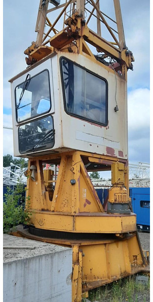 Liebherr 280EC-H16 - Toranjska dizalica: slika Liebherr 280EC-H16 - Toranjska dizalica Liebherr 280EC-H16 - Toranjska dizalica: slika Liebherr 280EC-H16 - Toranjska dizalica