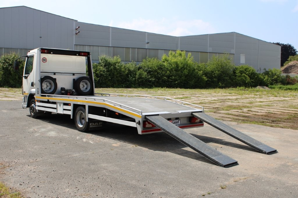 DAF FA LF 45.130 ODTAHOVÉ VOZIDLO - Drugi strojevi: slika DAF FA LF 45.130 ODTAHOVÉ VOZIDLO - Drugi strojevi DAF FA LF 45.130 ODTAHOVÉ VOZIDLO - Drugi strojevi: slika DAF FA LF 45.130 ODTAHOVÉ VOZIDLO - Drugi strojevi