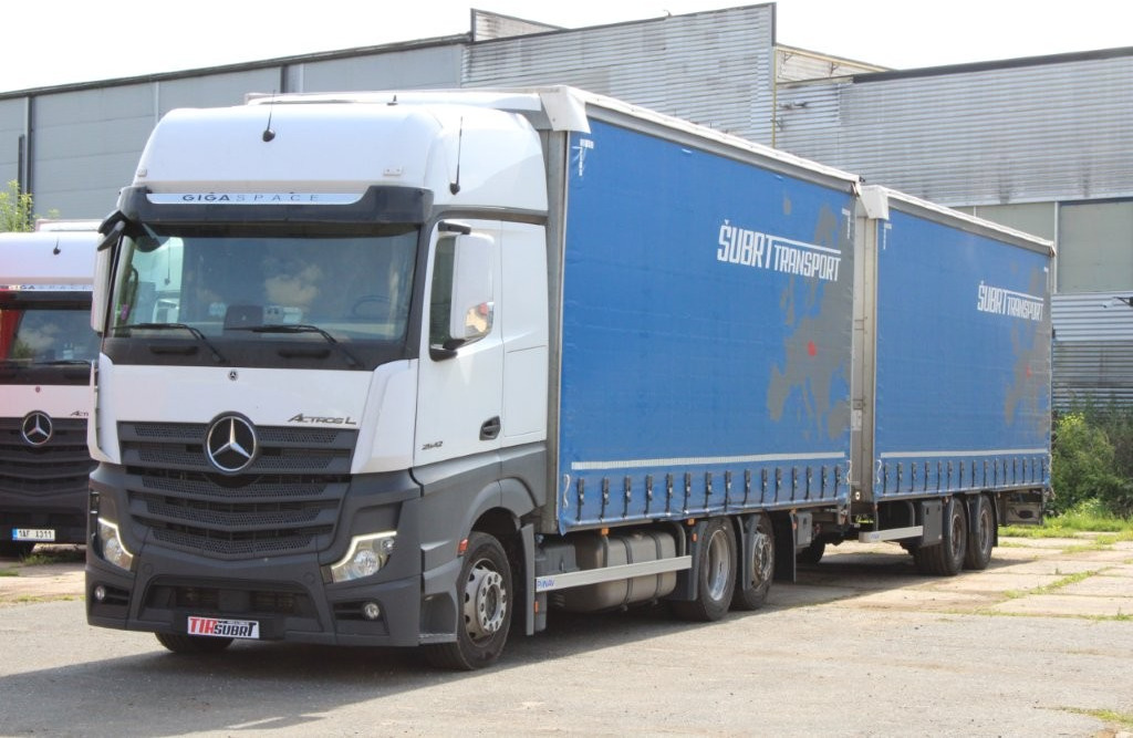 Mercedes-Benz Actros 2542 NAVIGACE + PANAV TVK 18 M (8,20m x 2,4 - Kamion s ceradom, Prikolica s ceradom: slika Mercedes-Benz Actros 2542 NAVIGACE + PANAV TVK 18 M (8,20m x 2,4 - Kamion s ceradom, Prikolica s ceradom Mercedes-Benz Actros 2542 NAVIGACE + PANAV TVK 18 M (8,20m x 2,4 - Kamion s ceradom, Prikolica s ceradom: slika Mercedes-Benz Actros 2542 NAVIGACE + PANAV TVK 18 M (8,20m x 2,4 - Kamion s ceradom, Prikolica s ceradom