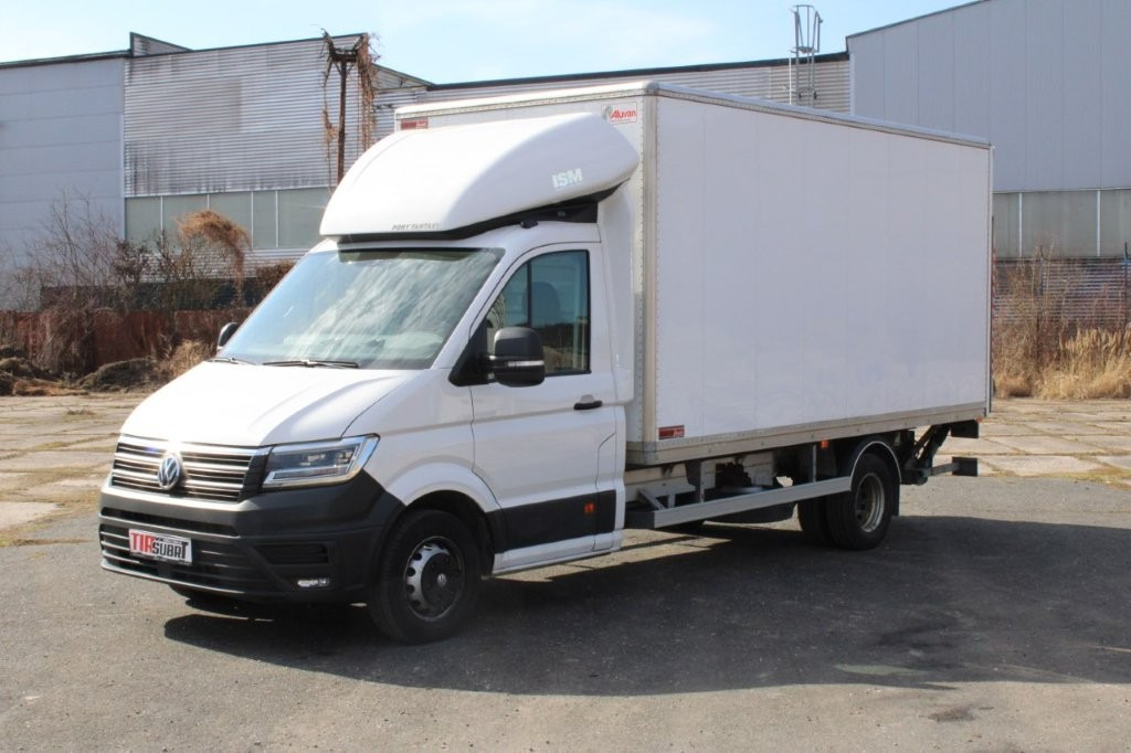 Volkswagen CRAFTER - Dostavno vozilo sa zatvorenim sandukom: slika Volkswagen CRAFTER - Dostavno vozilo sa zatvorenim sandukom Volkswagen CRAFTER - Dostavno vozilo sa zatvorenim sandukom: slika Volkswagen CRAFTER - Dostavno vozilo sa zatvorenim sandukom