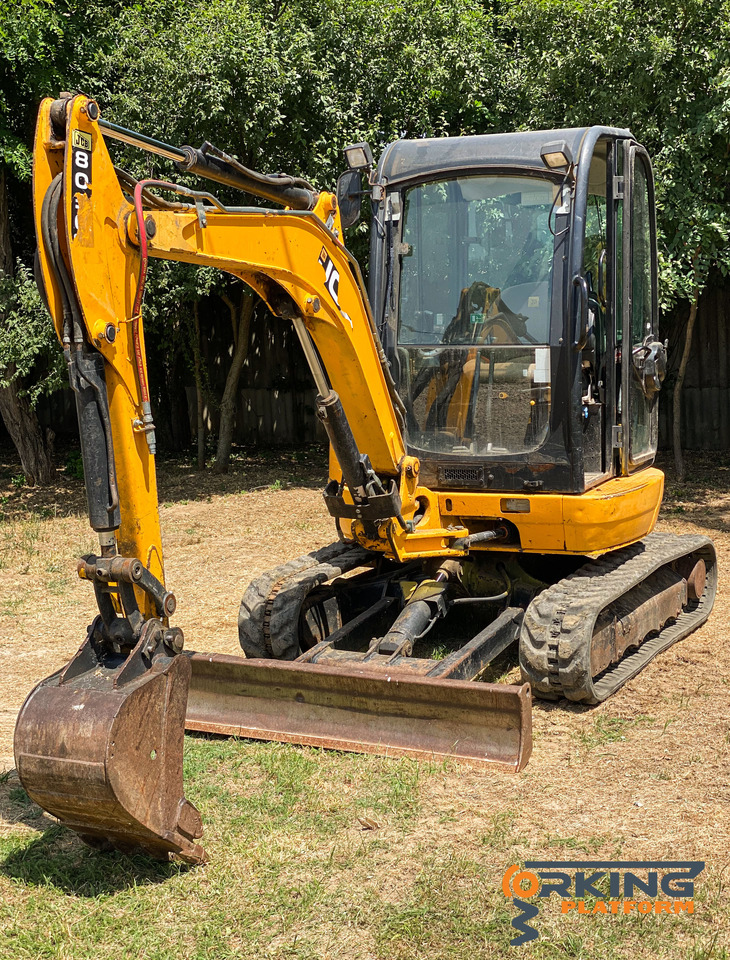 JCB 8030 ZTS - Mini bager: slika JCB 8030 ZTS - Mini bager JCB 8030 ZTS - Mini bager: slika JCB 8030 ZTS - Mini bager