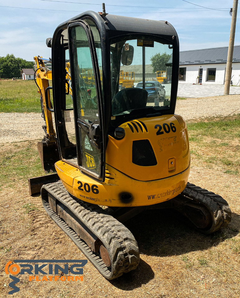 JCB 8030 ZTS - Mini bager: slika JCB 8030 ZTS - Mini bager JCB 8030 ZTS - Mini bager: slika JCB 8030 ZTS - Mini bager