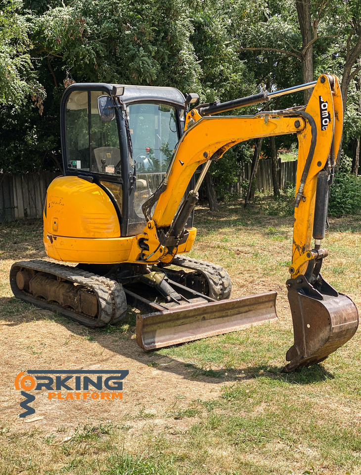 JCB 8030 ZTS - Mini bager: slika JCB 8030 ZTS - Mini bager JCB 8030 ZTS - Mini bager: slika JCB 8030 ZTS - Mini bager