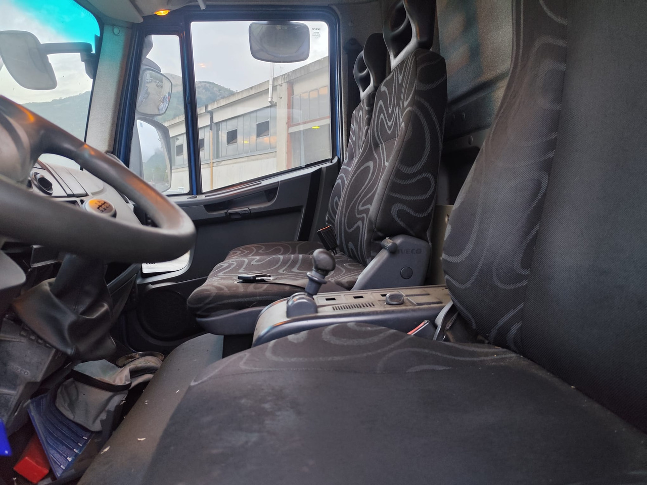 IVECO EUROCARGO 140E25 - Kiper: slika IVECO EUROCARGO 140E25 - Kiper IVECO EUROCARGO 140E25 - Kiper: slika IVECO EUROCARGO 140E25 - Kiper