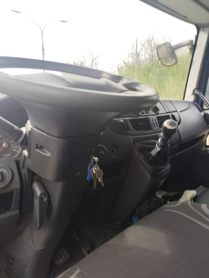 IVECO EUROCARGO 140E25 - Kamion-šasija: slika IVECO EUROCARGO 140E25 - Kamion-šasija IVECO EUROCARGO 140E25 - Kamion-šasija: slika IVECO EUROCARGO 140E25 - Kamion-šasija