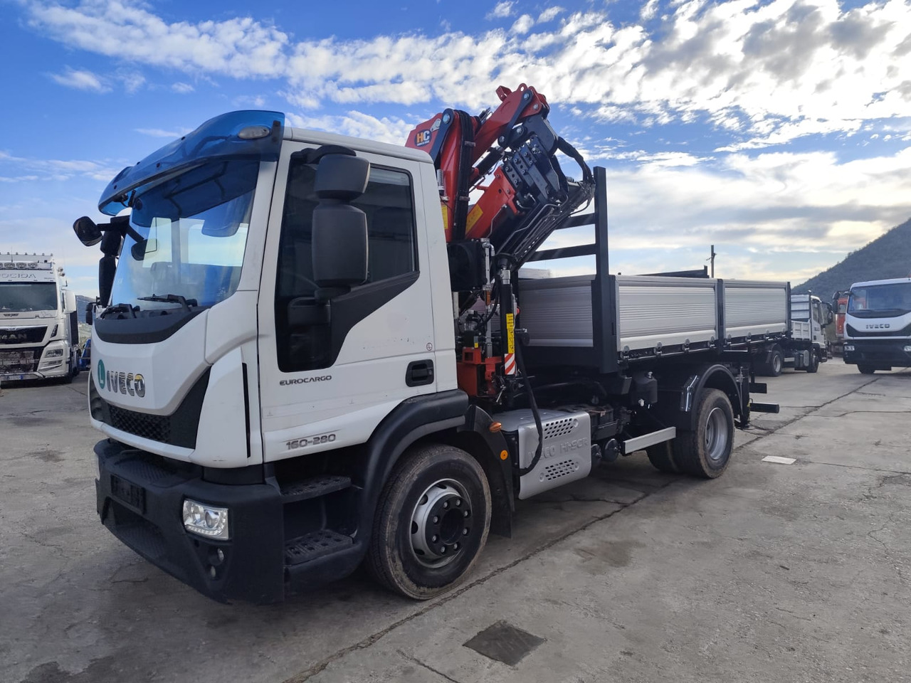 IVECO EUROCARGO 160-280 - Kiper, Kamion s kranom: slika IVECO EUROCARGO 160-280 - Kiper, Kamion s kranom IVECO EUROCARGO 160-280 - Kiper, Kamion s kranom: slika IVECO EUROCARGO 160-280 - Kiper, Kamion s kranom