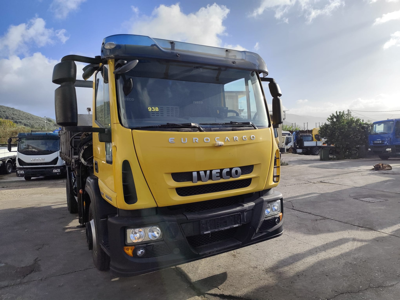 Kamion s kranom IVECO EUROCARGO 160E30: slika Kamion s kranom IVECO EUROCARGO 160E30 Kamion s kranom IVECO EUROCARGO 160E30: slika Kamion s kranom IVECO EUROCARGO 160E30