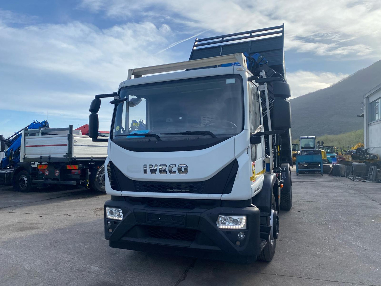 Zakup IVECO EUROCARGO 190EL28 IVECO EUROCARGO 190EL28: slika Zakup IVECO EUROCARGO 190EL28 IVECO EUROCARGO 190EL28