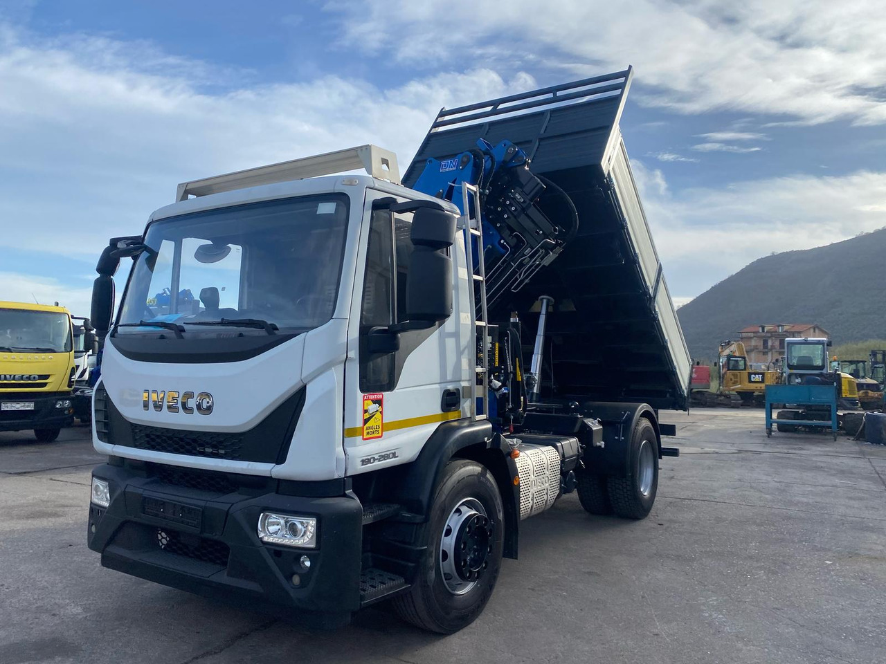 Zakup IVECO EUROCARGO 190EL28 IVECO EUROCARGO 190EL28: slika Zakup IVECO EUROCARGO 190EL28 IVECO EUROCARGO 190EL28