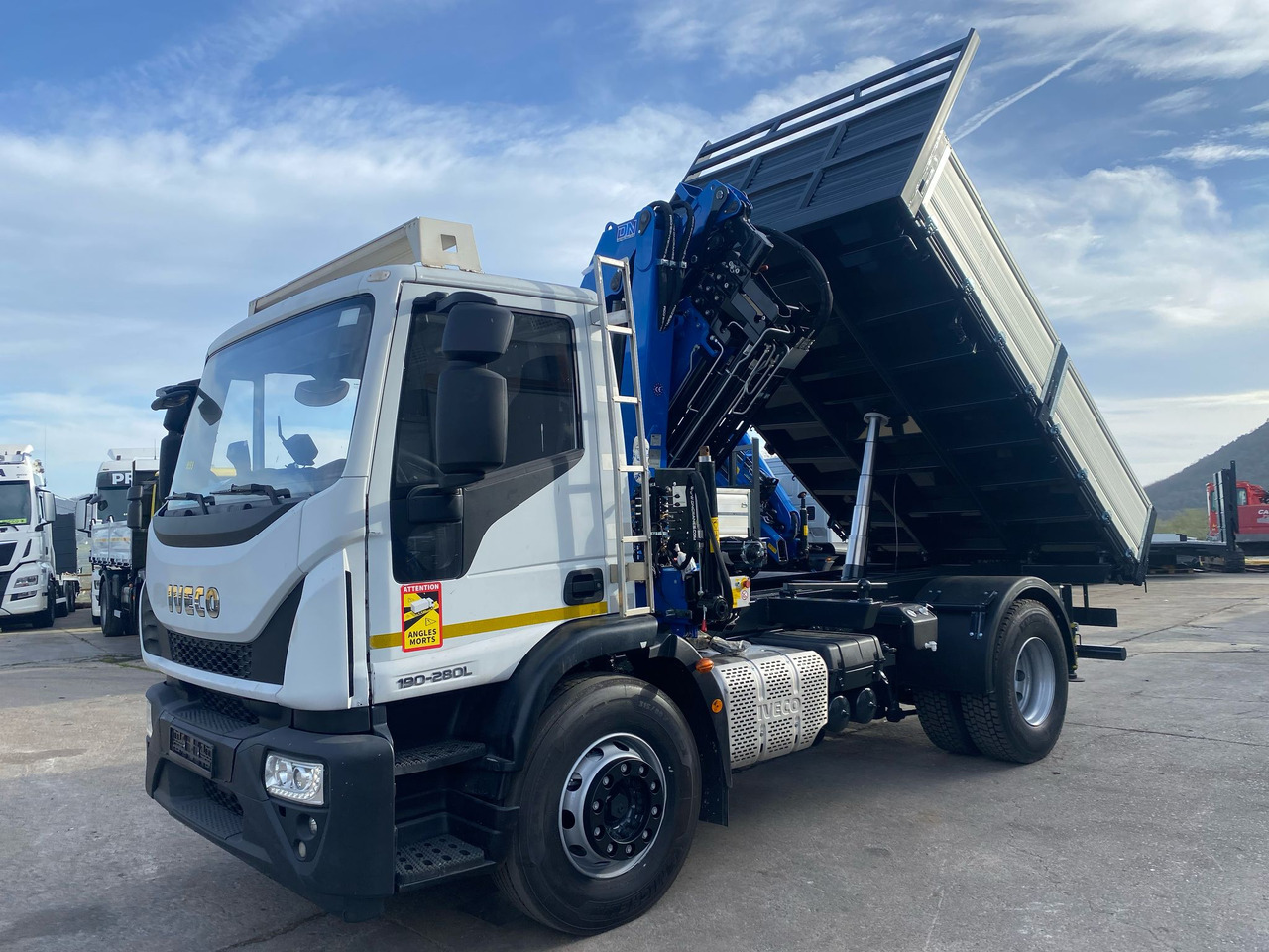 Zakup IVECO EUROCARGO 190EL28 IVECO EUROCARGO 190EL28: slika Zakup IVECO EUROCARGO 190EL28 IVECO EUROCARGO 190EL28