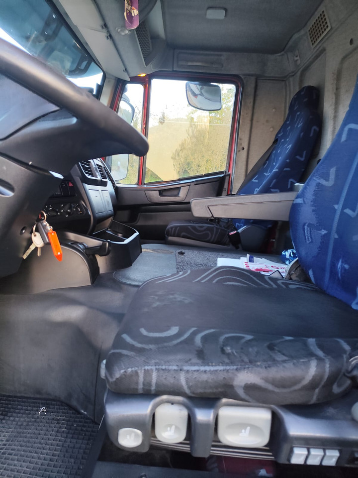 IVECO STRALIS 190S31 - Kamion s kukastom dizalicom: slika IVECO STRALIS 190S31 - Kamion s kukastom dizalicom IVECO STRALIS 190S31 - Kamion s kukastom dizalicom: slika IVECO STRALIS 190S31 - Kamion s kukastom dizalicom