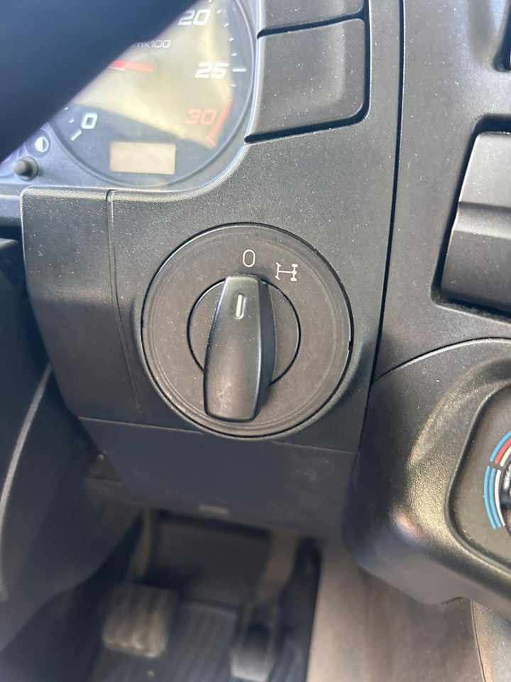 IVECO STRALIS 190S31 - Kamion-šasija: slika IVECO STRALIS 190S31 - Kamion-šasija IVECO STRALIS 190S31 - Kamion-šasija: slika IVECO STRALIS 190S31 - Kamion-šasija