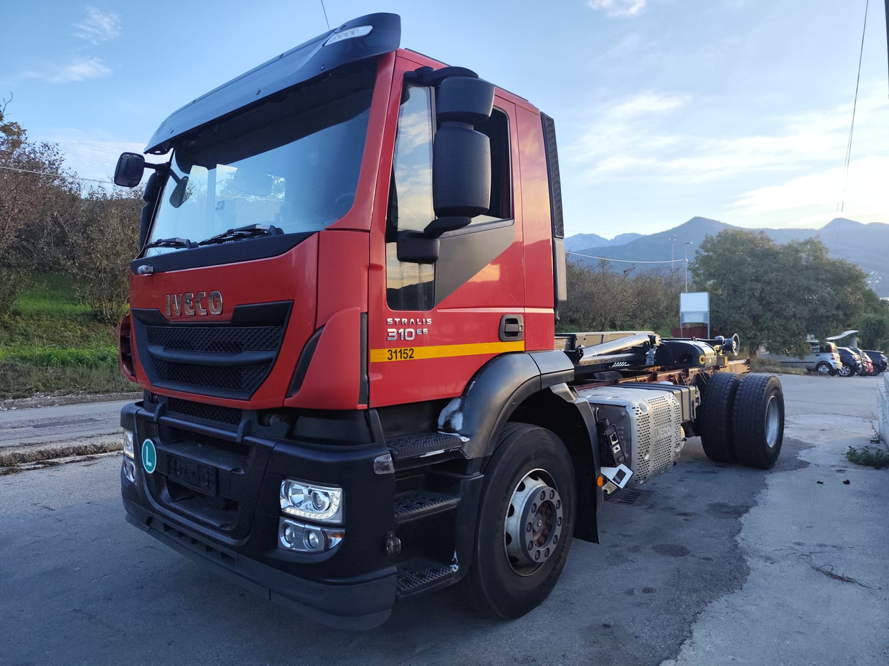IVECO STRALIS 190S31 - Kamion s kukastom dizalicom: slika IVECO STRALIS 190S31 - Kamion s kukastom dizalicom IVECO STRALIS 190S31 - Kamion s kukastom dizalicom: slika IVECO STRALIS 190S31 - Kamion s kukastom dizalicom