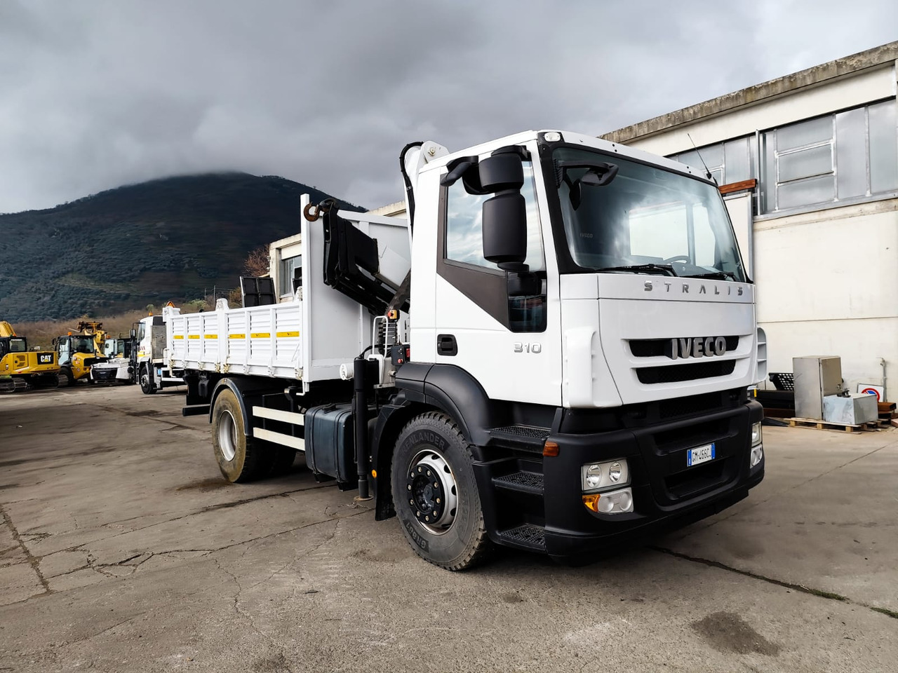 Zakup IVECO STRALIS AD 190S31P IVECO STRALIS AD 190S31P: slika Zakup IVECO STRALIS AD 190S31P IVECO STRALIS AD 190S31P