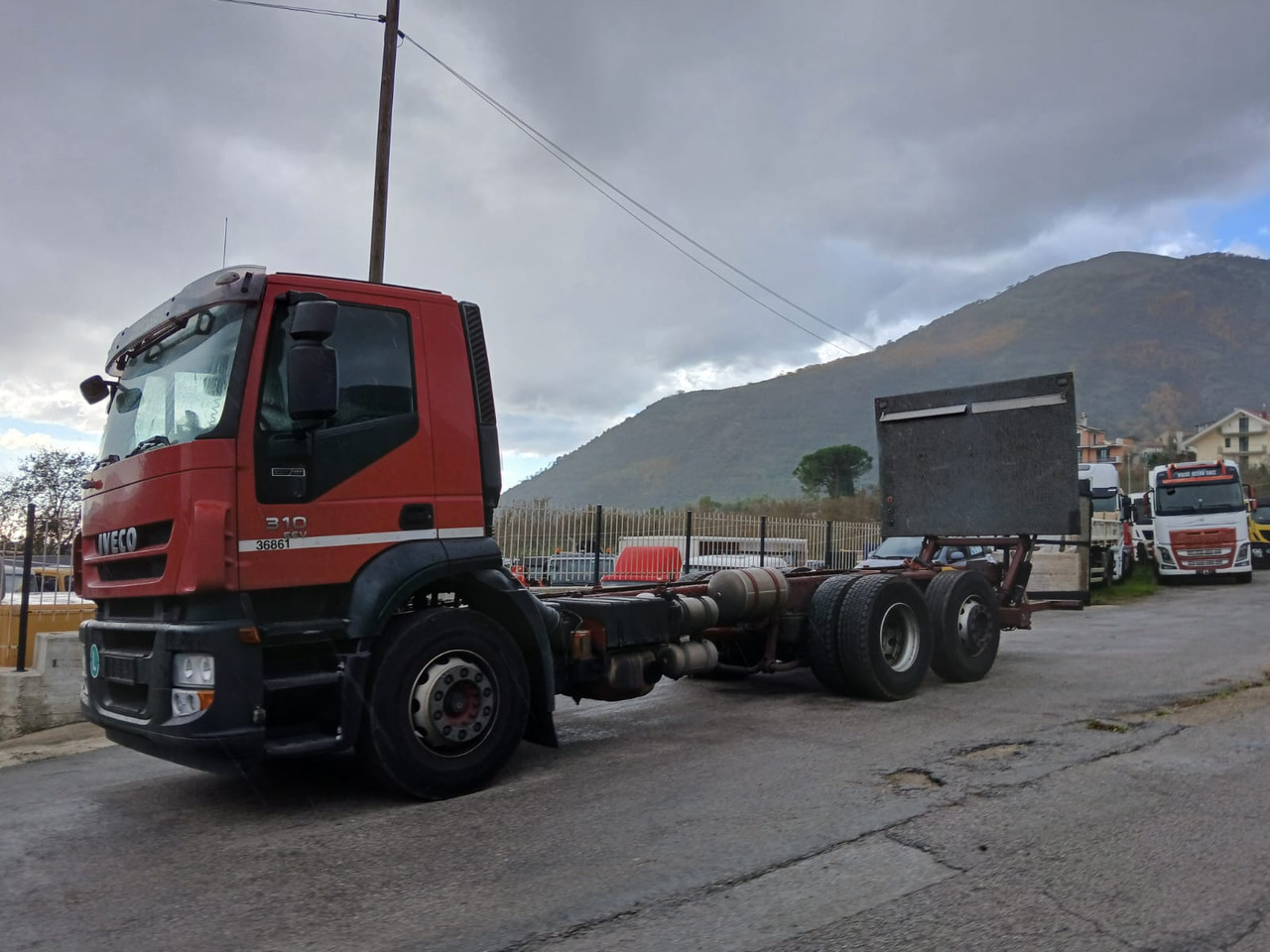 IVECO STRALIS AD 260S31 - Kamion-šasija: slika IVECO STRALIS AD 260S31 - Kamion-šasija IVECO STRALIS AD 260S31 - Kamion-šasija: slika IVECO STRALIS AD 260S31 - Kamion-šasija