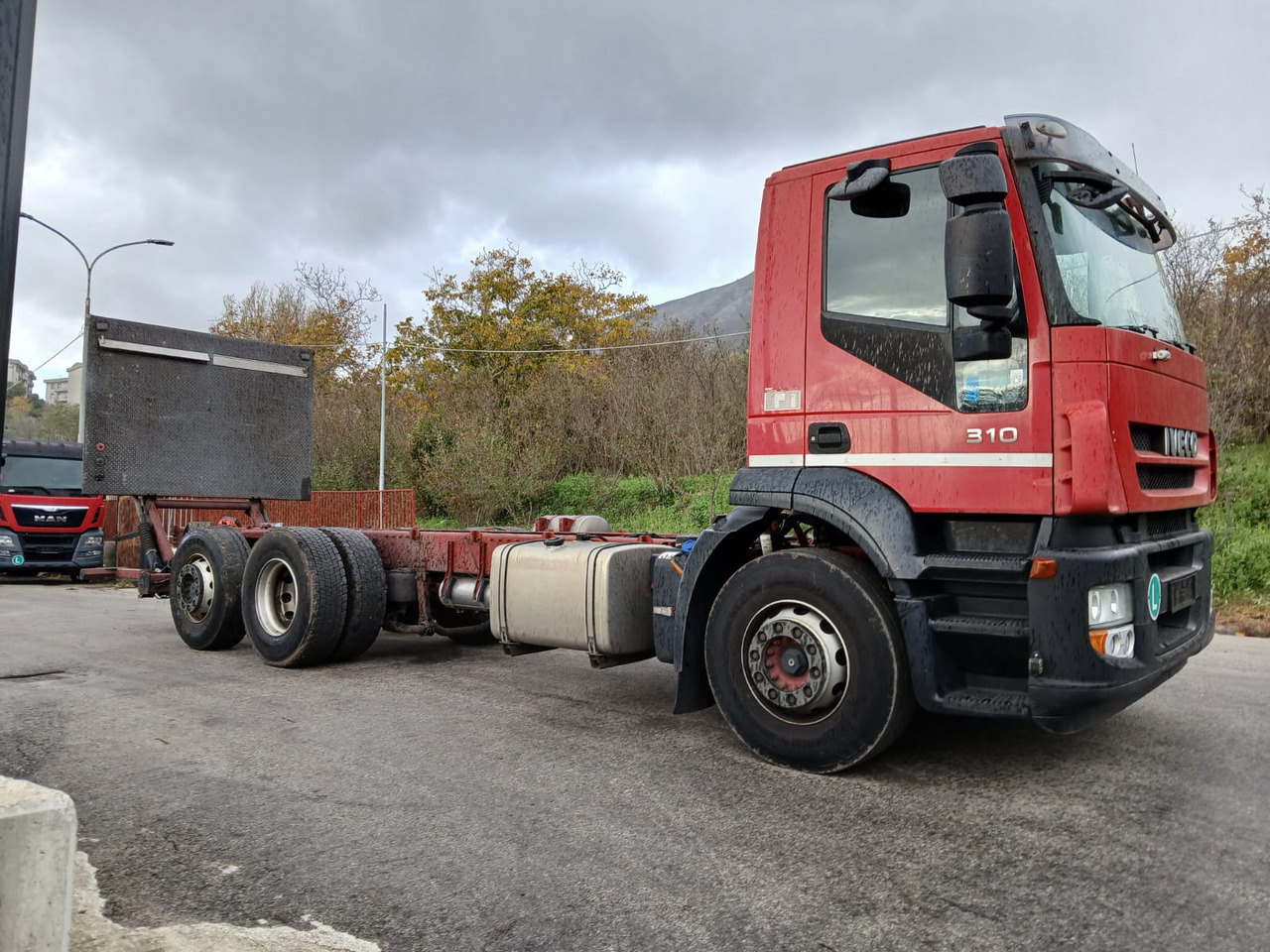 Kamion-šasija IVECO STRALIS AD 260S31: slika Kamion-šasija IVECO STRALIS AD 260S31 Kamion-šasija IVECO STRALIS AD 260S31: slika Kamion-šasija IVECO STRALIS AD 260S31