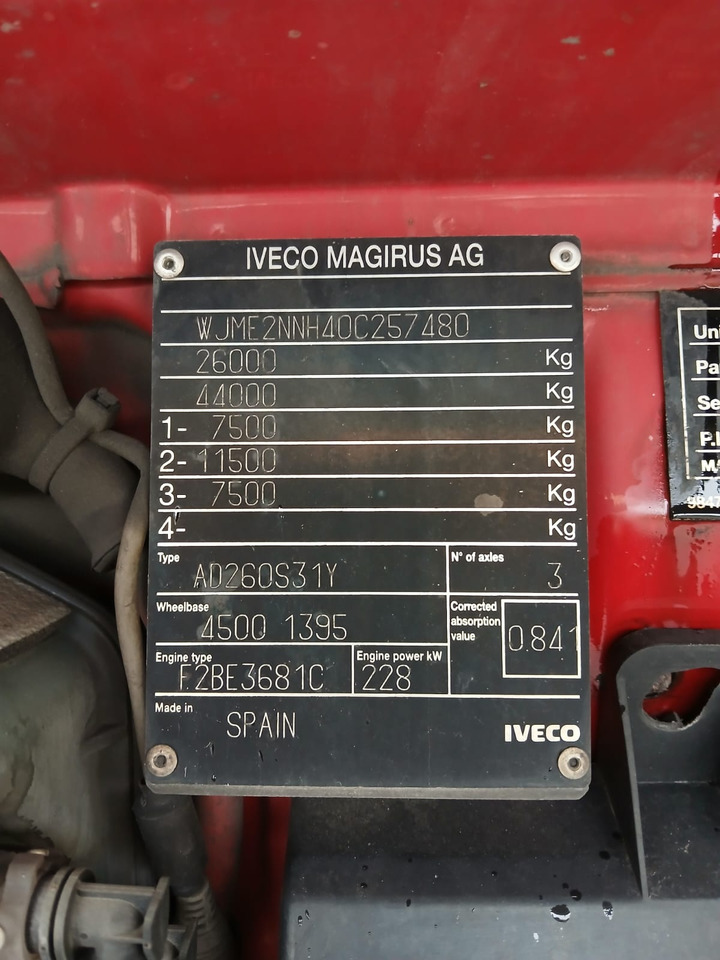 IVECO STRALIS AD 260S31 - Kamion-šasija: slika IVECO STRALIS AD 260S31 - Kamion-šasija IVECO STRALIS AD 260S31 - Kamion-šasija: slika IVECO STRALIS AD 260S31 - Kamion-šasija