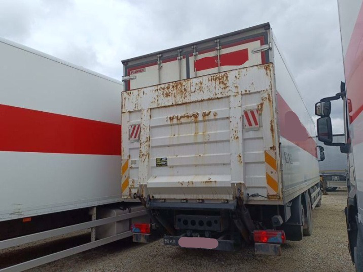 IVECO STRALIS AD 260S31 XP - Kamion-šasija: slika IVECO STRALIS AD 260S31 XP - Kamion-šasija IVECO STRALIS AD 260S31 XP - Kamion-šasija: slika IVECO STRALIS AD 260S31 XP - Kamion-šasija