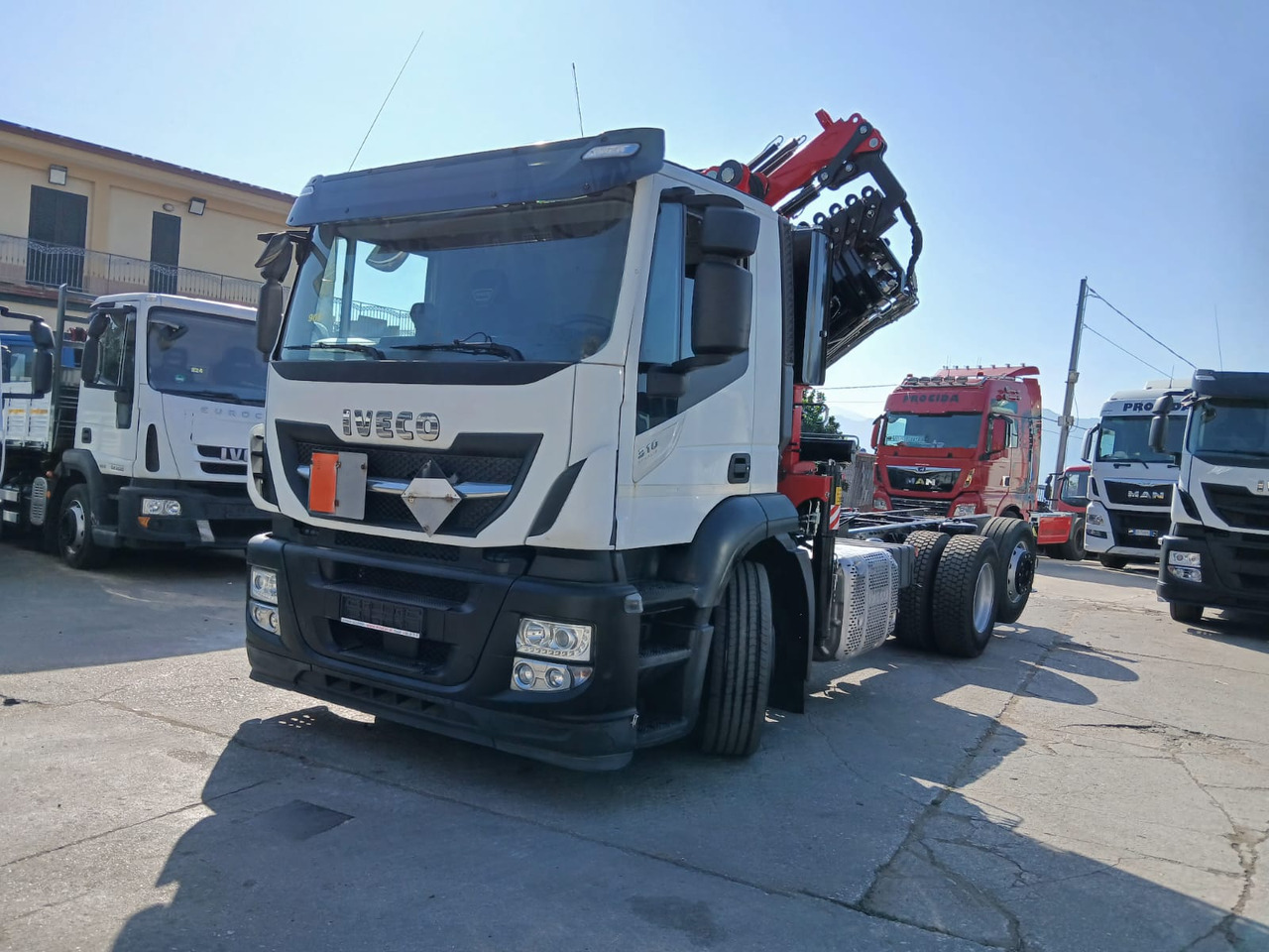 IVECO STRALIS AD 260S31 XP - Kamion s kranom: slika IVECO STRALIS AD 260S31 XP - Kamion s kranom IVECO STRALIS AD 260S31 XP - Kamion s kranom: slika IVECO STRALIS AD 260S31 XP - Kamion s kranom