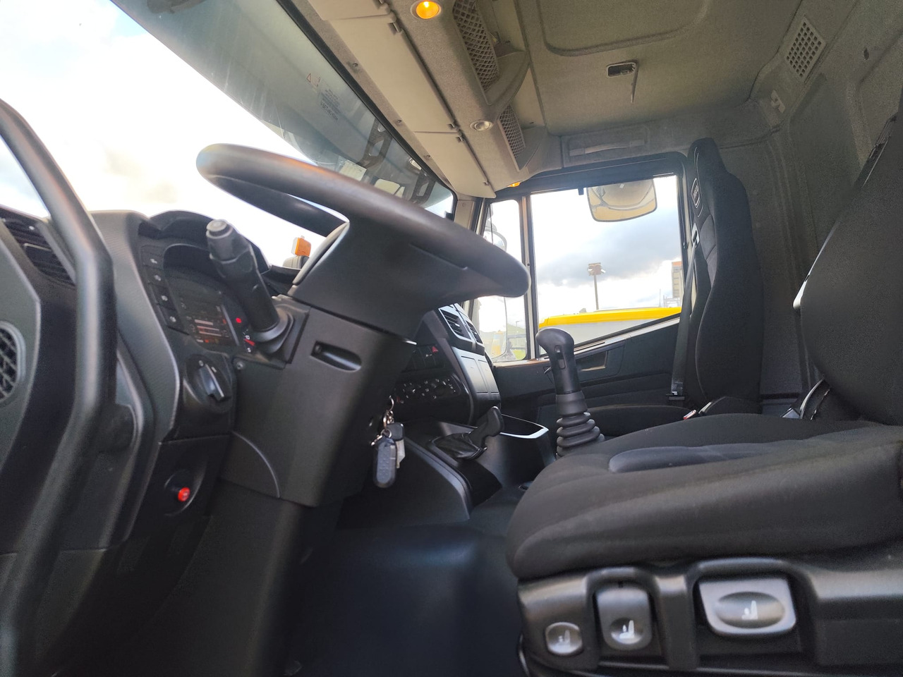 Zakup IVECO STRALIS AD 260S31 Y/P IVECO STRALIS AD 260S31 Y/P: slika Zakup IVECO STRALIS AD 260S31 Y/P IVECO STRALIS AD 260S31 Y/P