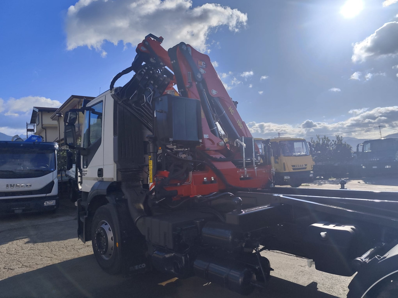 IVECO STRALIS CUBE 260S31 - Kamion s kranom: slika IVECO STRALIS CUBE 260S31 - Kamion s kranom IVECO STRALIS CUBE 260S31 - Kamion s kranom: slika IVECO STRALIS CUBE 260S31 - Kamion s kranom