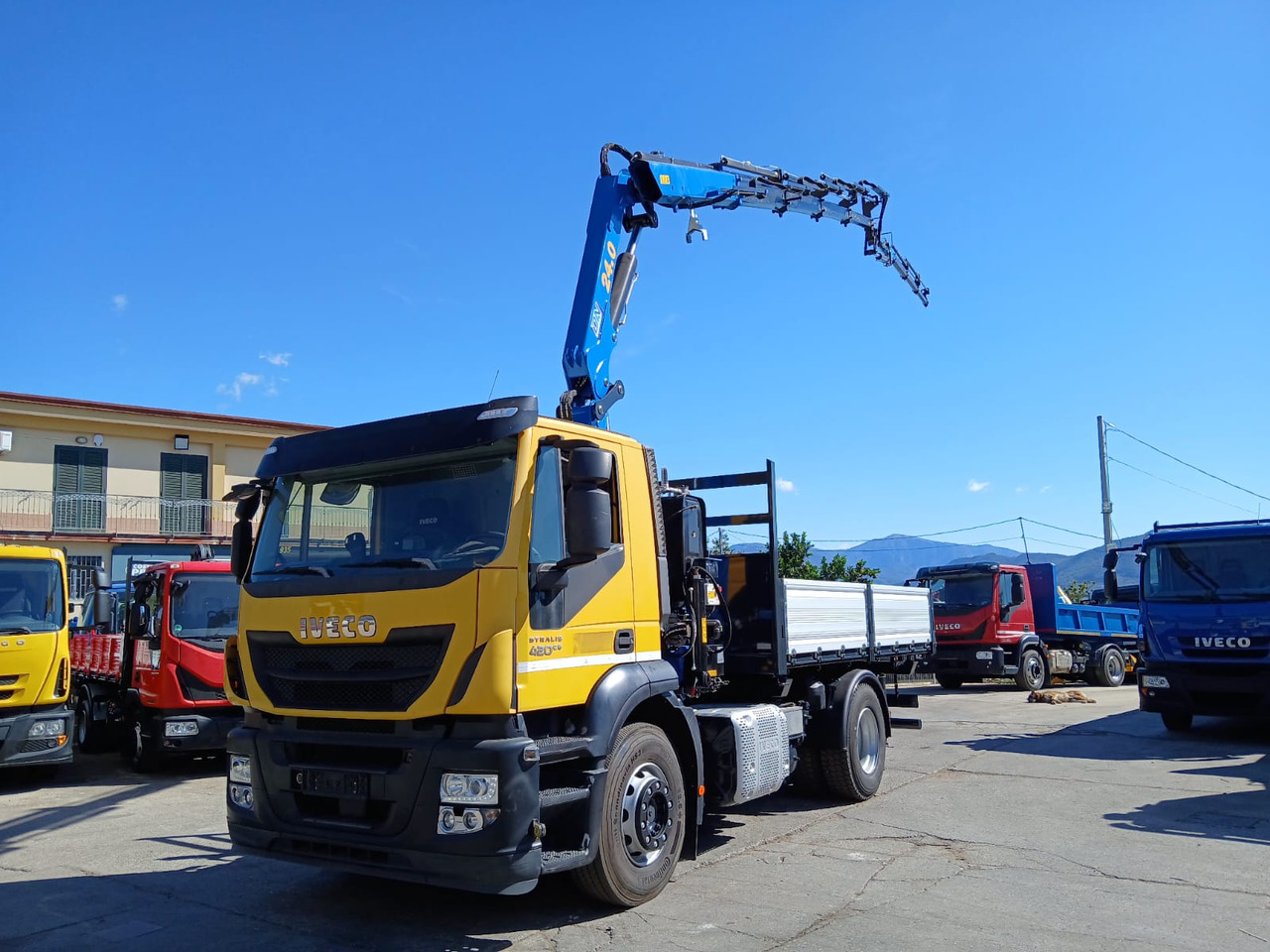 IVECO STRALIS HI-STREET AD190S42 - Kamion s kranom, Kiper: slika IVECO STRALIS HI-STREET AD190S42 - Kamion s kranom, Kiper IVECO STRALIS HI-STREET AD190S42 - Kamion s kranom, Kiper: slika IVECO STRALIS HI-STREET AD190S42 - Kamion s kranom, Kiper