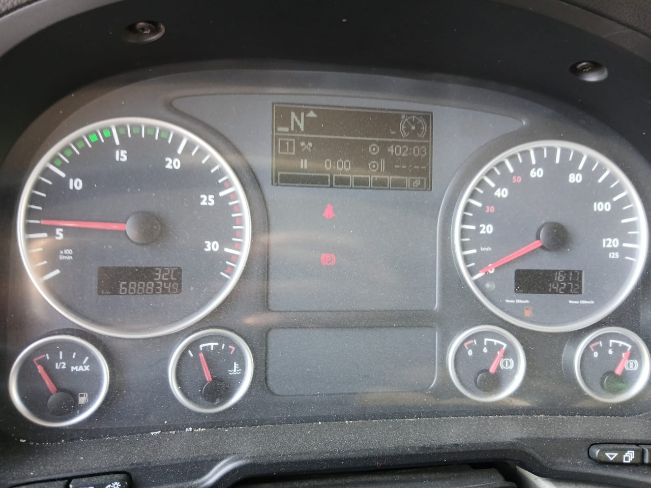 MAN TGS 18.360 - Kiper: slika MAN TGS 18.360 - Kiper MAN TGS 18.360 - Kiper: slika MAN TGS 18.360 - Kiper