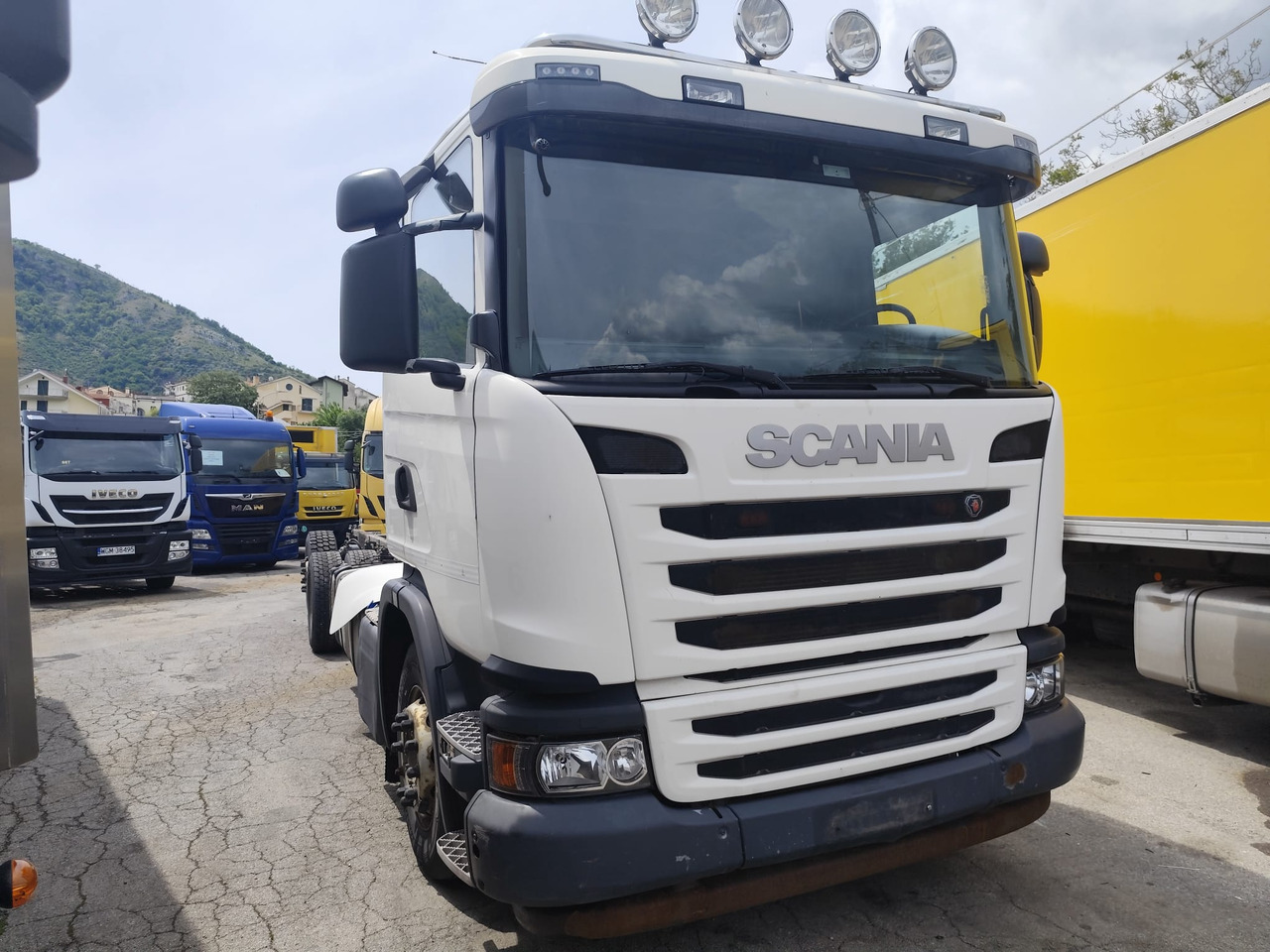 Kamion-šasija SCANIA G450: slika Kamion-šasija SCANIA G450
