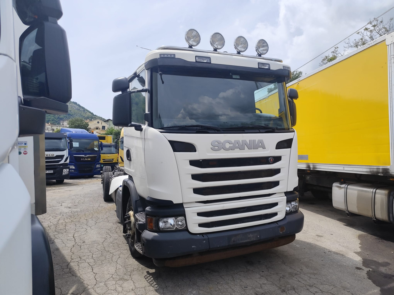 Kamion-šasija SCANIA G450: slika Kamion-šasija SCANIA G450