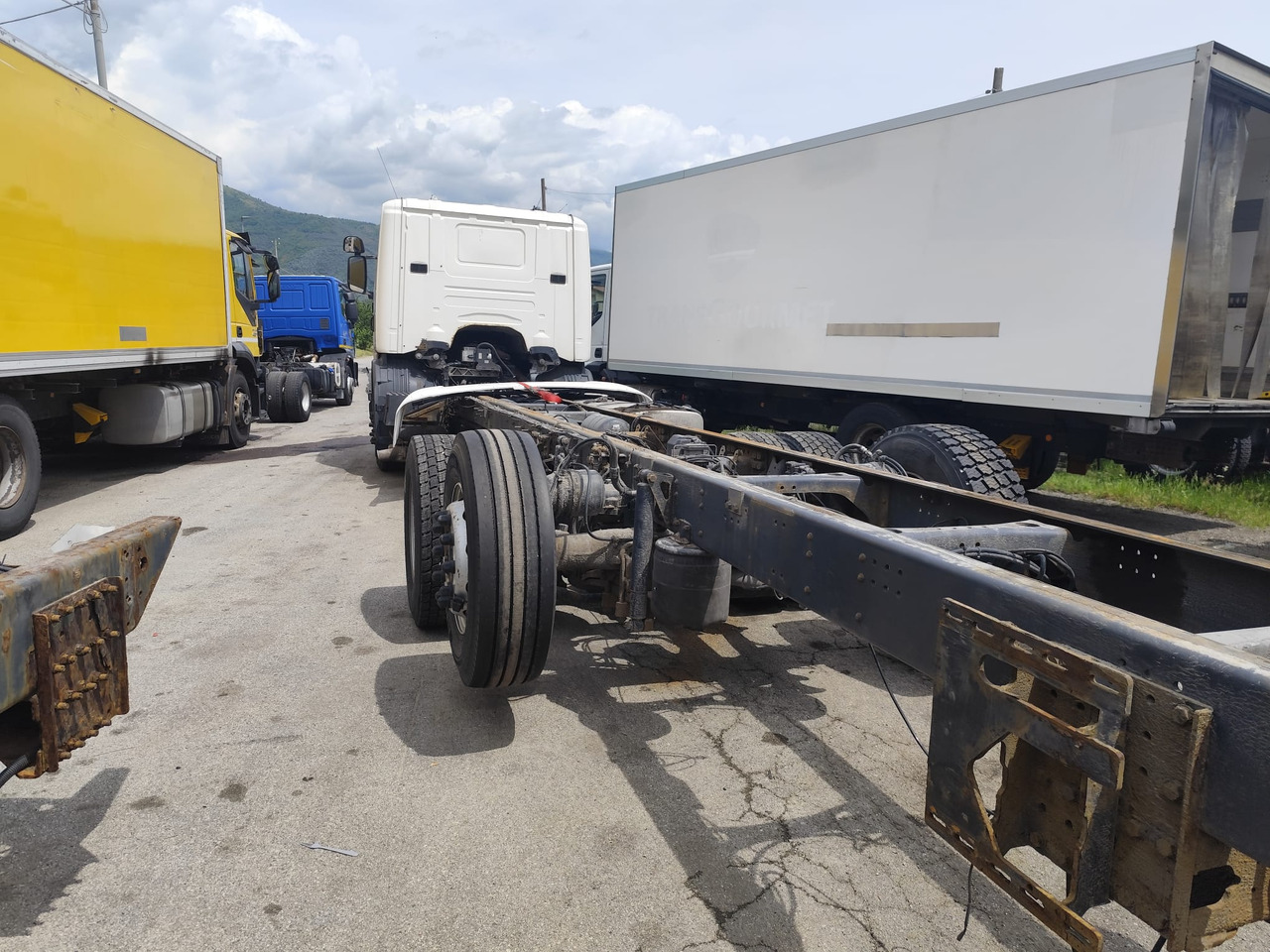 Kamion-šasija SCANIA G450: slika Kamion-šasija SCANIA G450