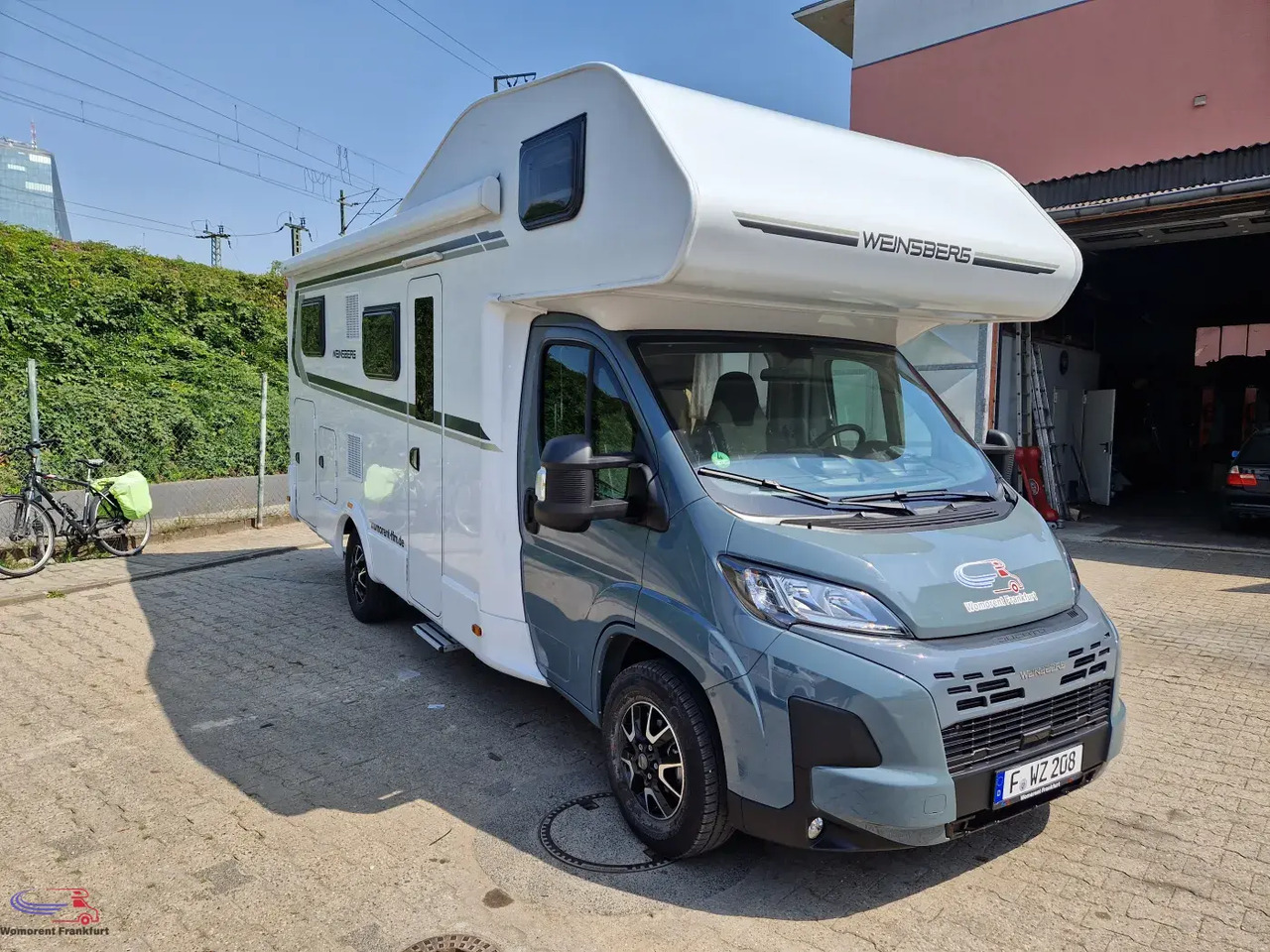 Wohnmobil Weinsberg CaraHome 650 MEG - Alkoven kamper: slika Wohnmobil Weinsberg CaraHome 650 MEG - Alkoven kamper Wohnmobil Weinsberg CaraHome 650 MEG - Alkoven kamper: slika Wohnmobil Weinsberg CaraHome 650 MEG - Alkoven kamper