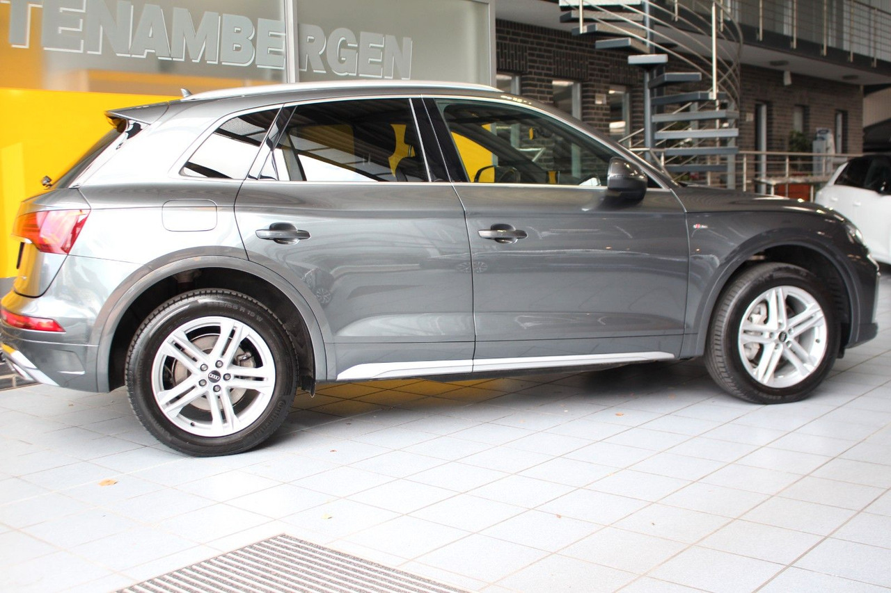 Audi Q5 40 TDI quattro S line Kamera MMI+ LED AHK - SUV: slika Audi Q5 40 TDI quattro S line Kamera MMI+ LED AHK - SUV Audi Q5 40 TDI quattro S line Kamera MMI+ LED AHK - SUV: slika Audi Q5 40 TDI quattro S line Kamera MMI+ LED AHK - SUV
