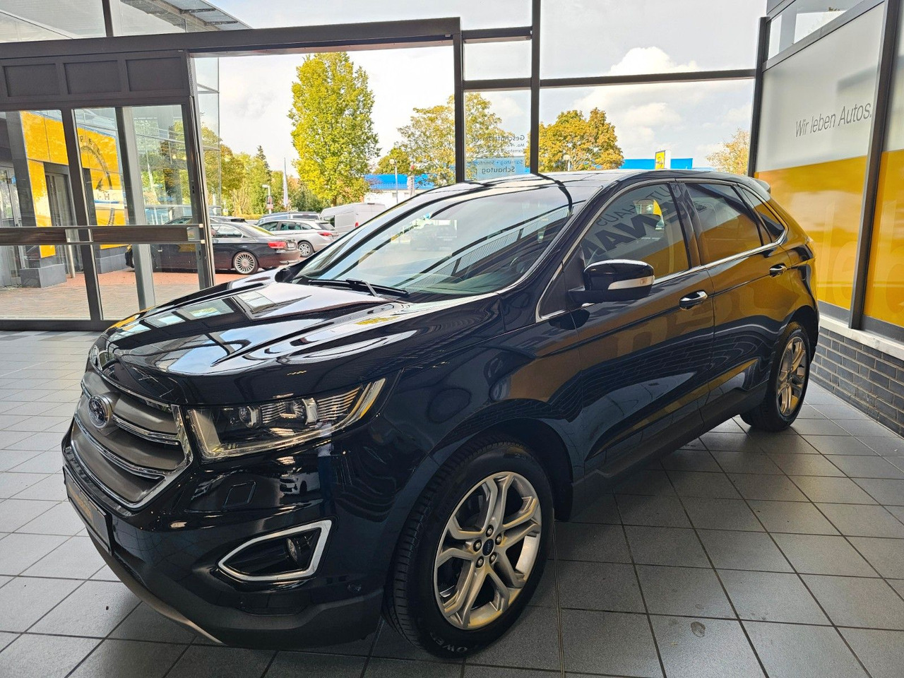 Ford Edge Titanium 4x4 AHK ACC SchiebeDach Navi LED - SUV: slika Ford Edge Titanium 4x4 AHK ACC SchiebeDach Navi LED - SUV Ford Edge Titanium 4x4 AHK ACC SchiebeDach Navi LED - SUV: slika Ford Edge Titanium 4x4 AHK ACC SchiebeDach Navi LED - SUV