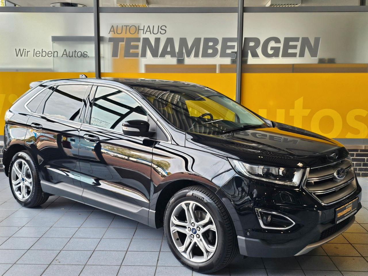 Ford Edge Titanium 4x4 AHK ACC SchiebeDach Navi LED - SUV: slika Ford Edge Titanium 4x4 AHK ACC SchiebeDach Navi LED - SUV Ford Edge Titanium 4x4 AHK ACC SchiebeDach Navi LED - SUV: slika Ford Edge Titanium 4x4 AHK ACC SchiebeDach Navi LED - SUV