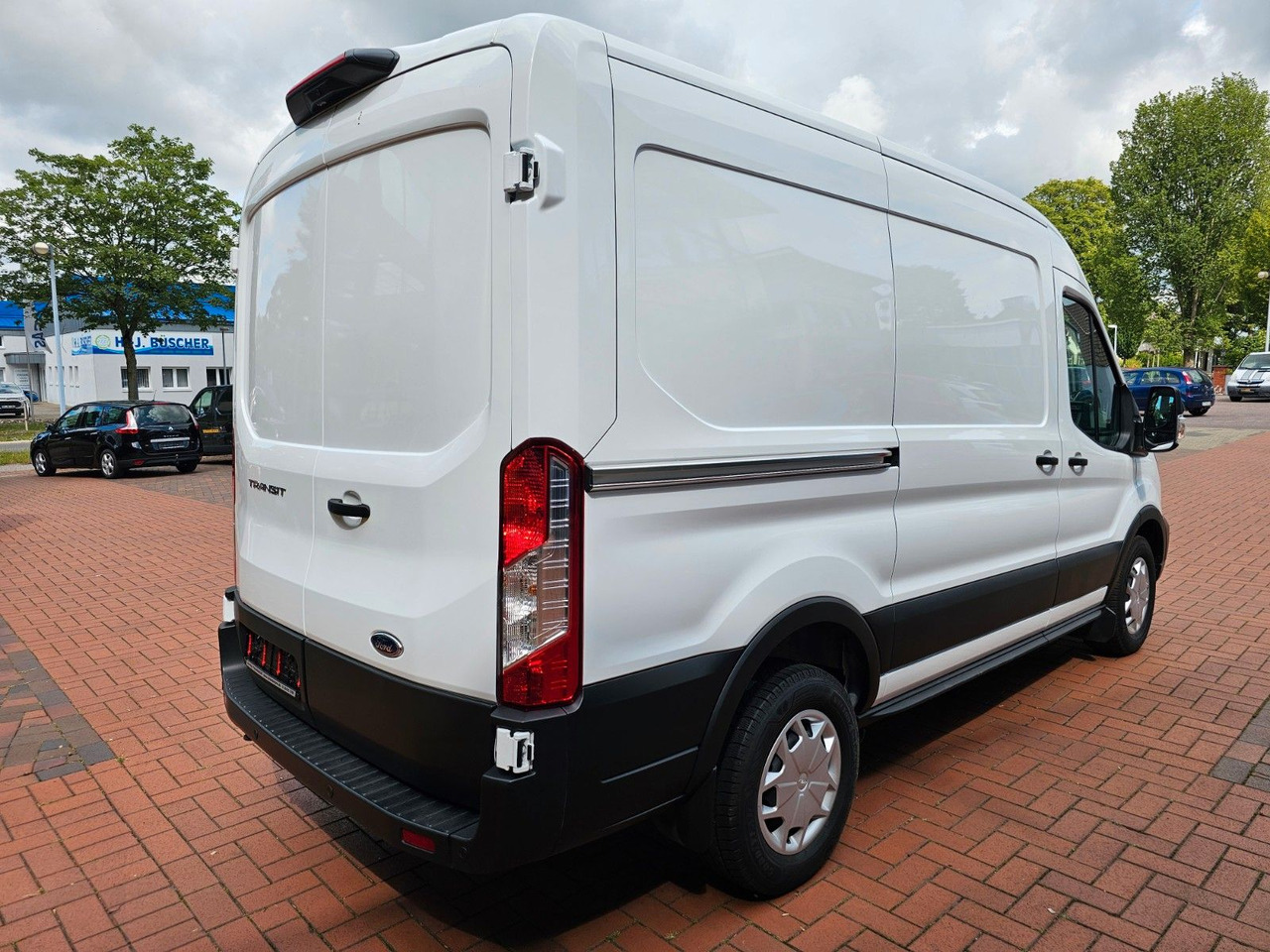 Ford Transit Kasten 350 L2H2 Trend Regalsystem Kamera - Furgon: slika Ford Transit Kasten 350 L2H2 Trend Regalsystem Kamera - Furgon Ford Transit Kasten 350 L2H2 Trend Regalsystem Kamera - Furgon: slika Ford Transit Kasten 350 L2H2 Trend Regalsystem Kamera - Furgon