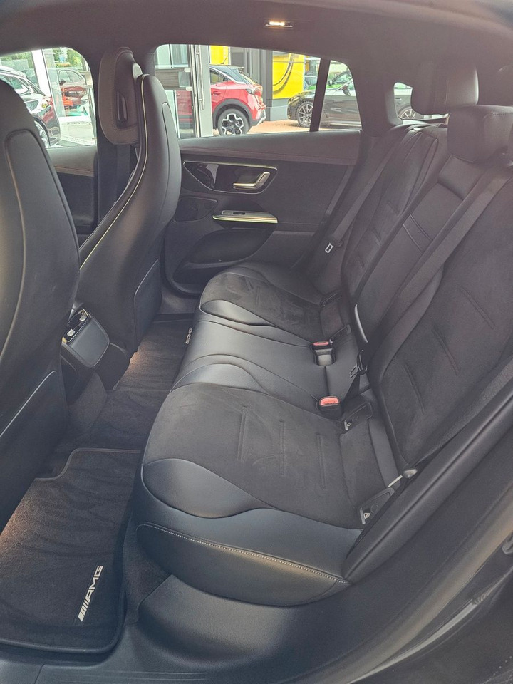 Mercedes-Benz EQE 350 AMG Edition ACC Memory eHeckkl. - Automobil: slika Mercedes-Benz EQE 350 AMG Edition ACC Memory eHeckkl. - Automobil Mercedes-Benz EQE 350 AMG Edition ACC Memory eHeckkl. - Automobil: slika Mercedes-Benz EQE 350 AMG Edition ACC Memory eHeckkl. - Automobil